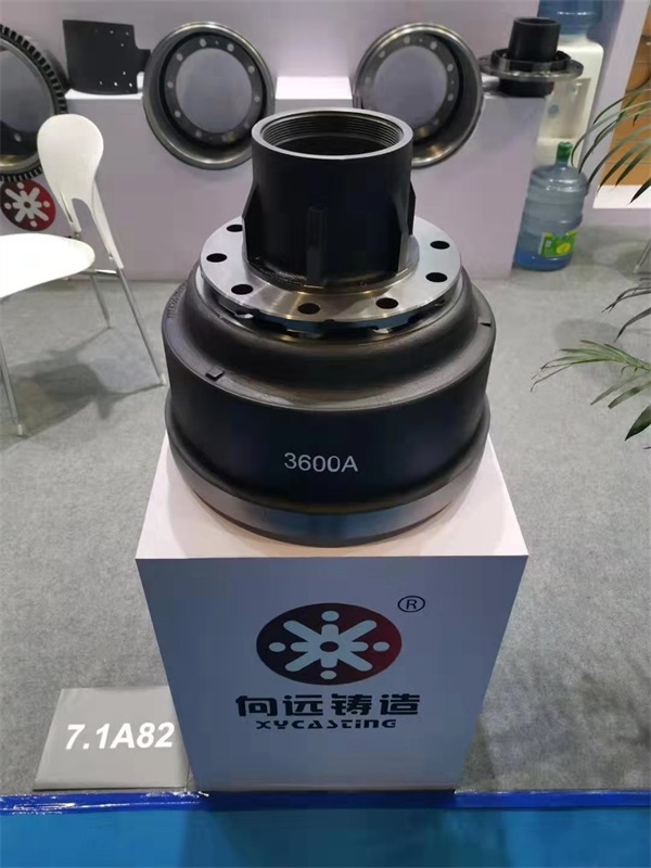 �Ϻ������˸�չ����(sh��)�r